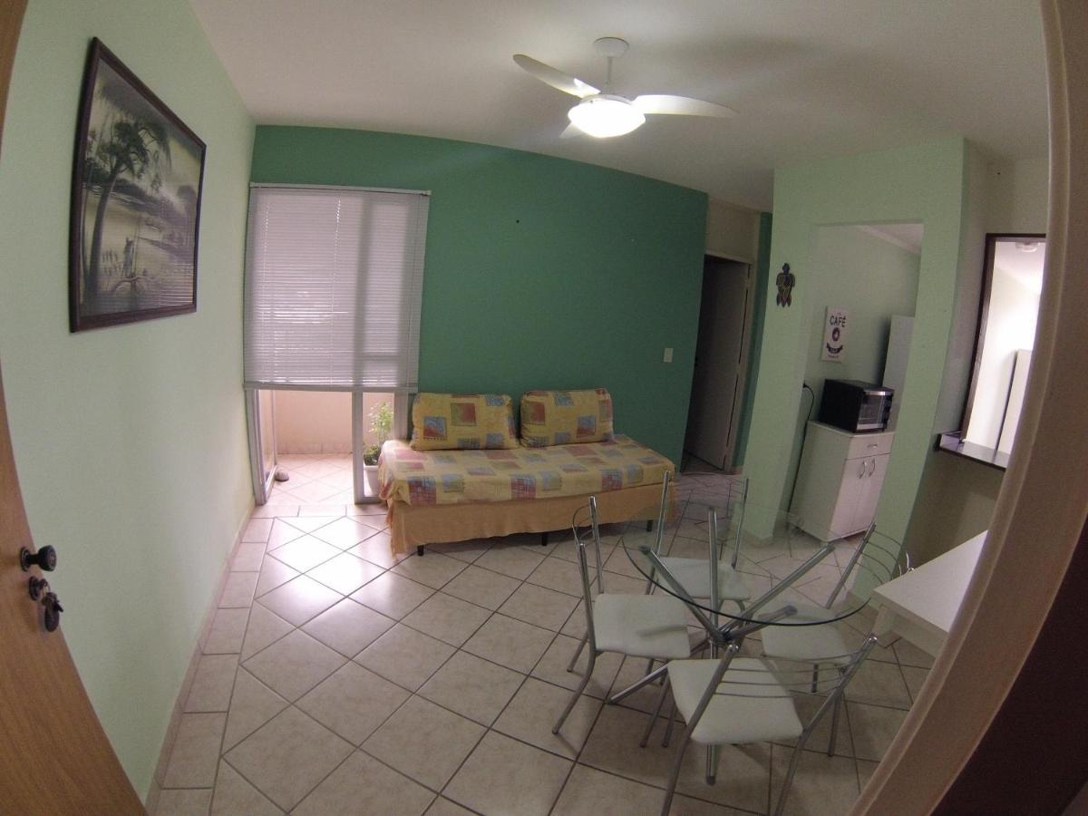 Apartamento Charmoso A 50M Da Praia كاراغواتاتوبا المظهر الخارجي الصورة