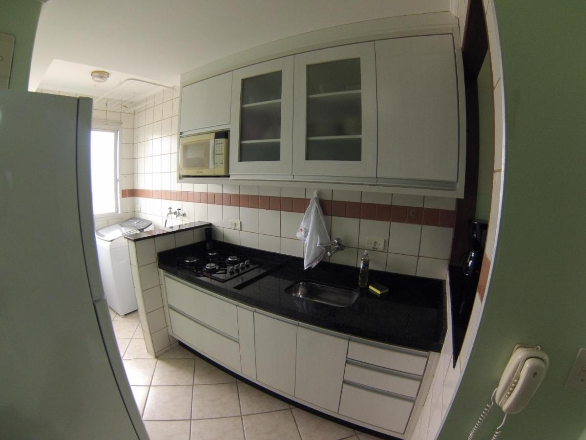 Apartamento Charmoso A 50M Da Praia كاراغواتاتوبا المظهر الخارجي الصورة